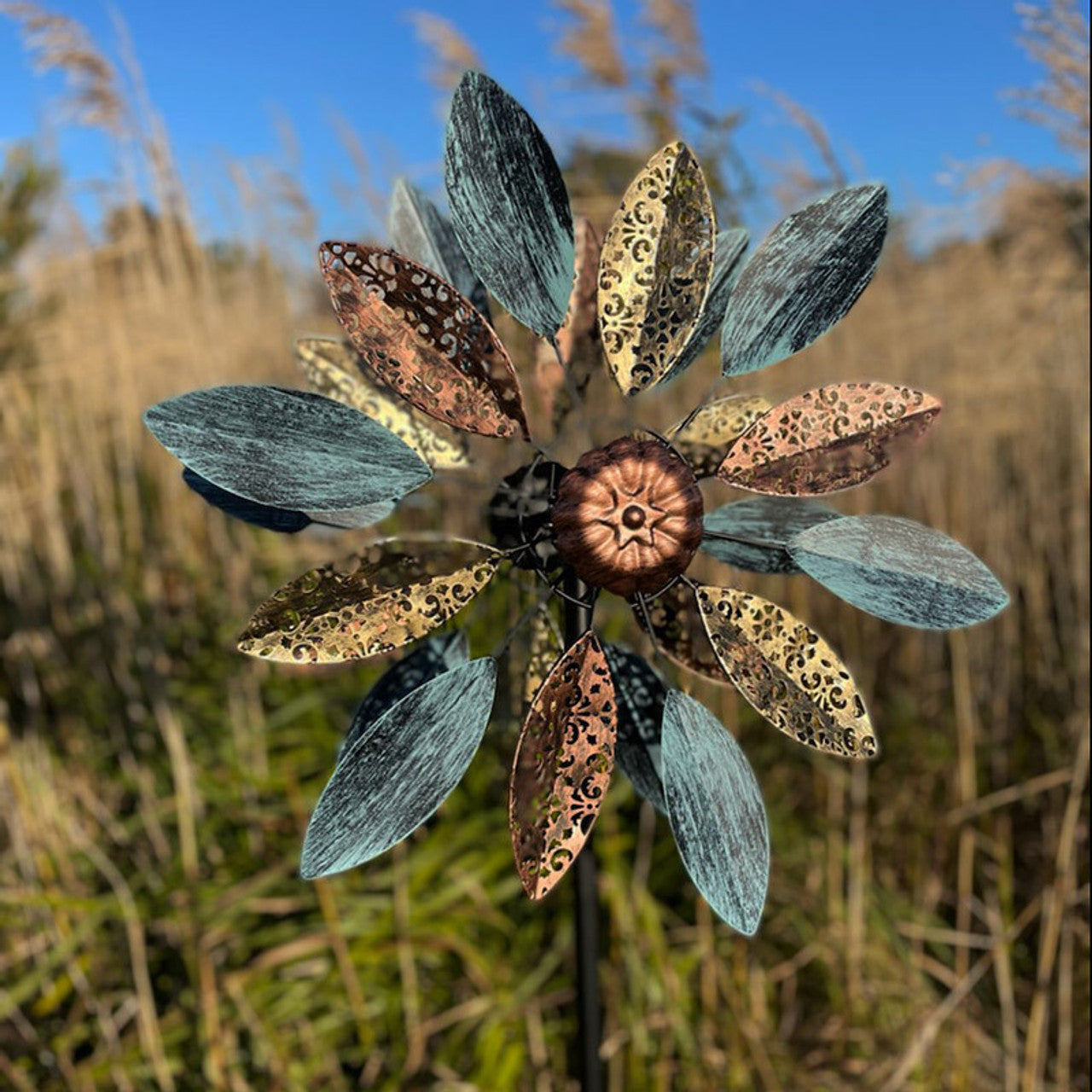 Lacey Daisy Windspinner