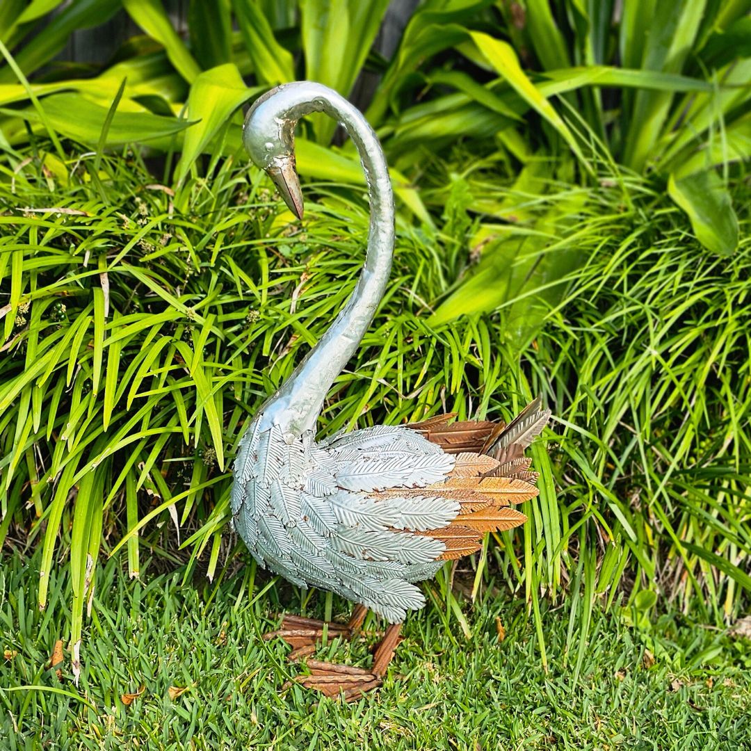 Silver Swan Garden Decor