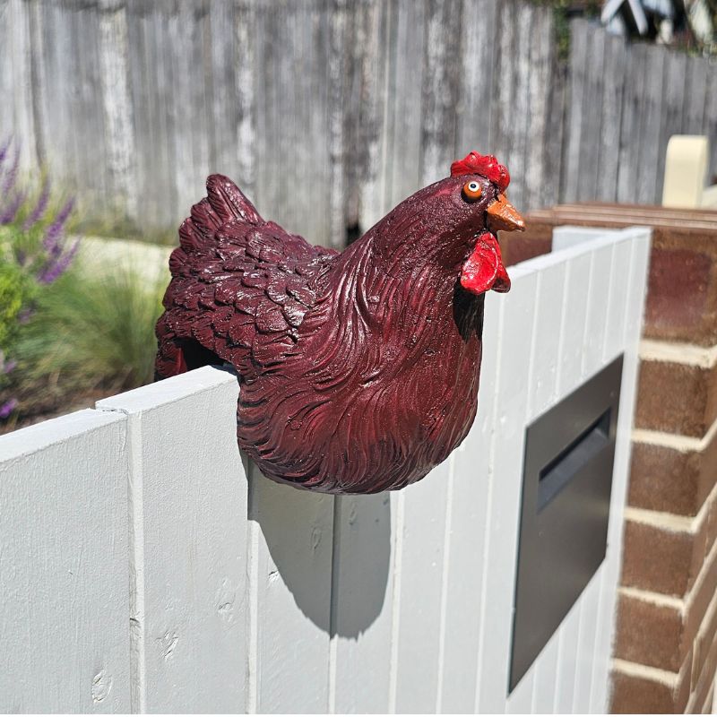 FENCE HEN - BROWN