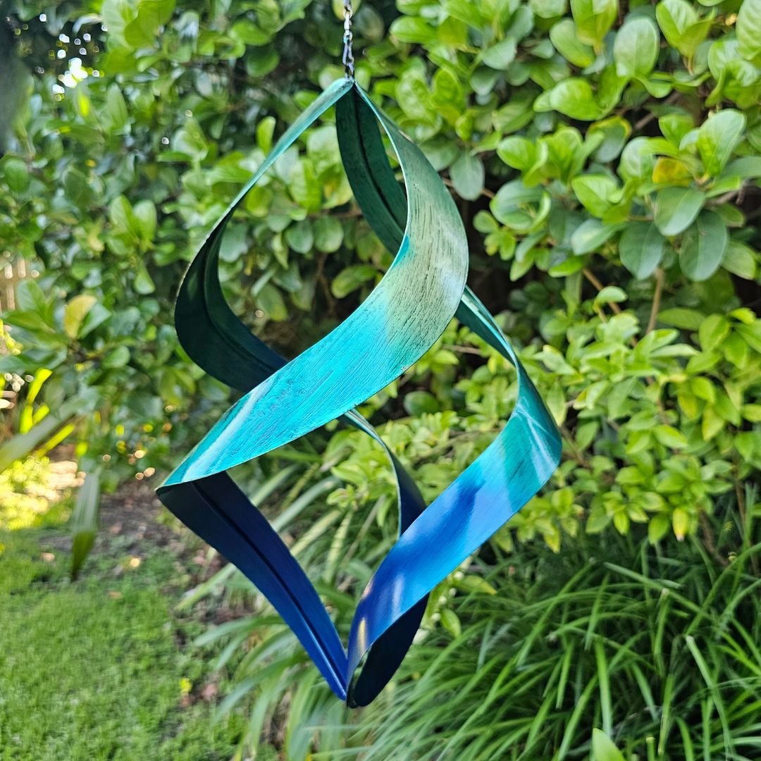 AZURE BREEZE SPIRAL SPINNER