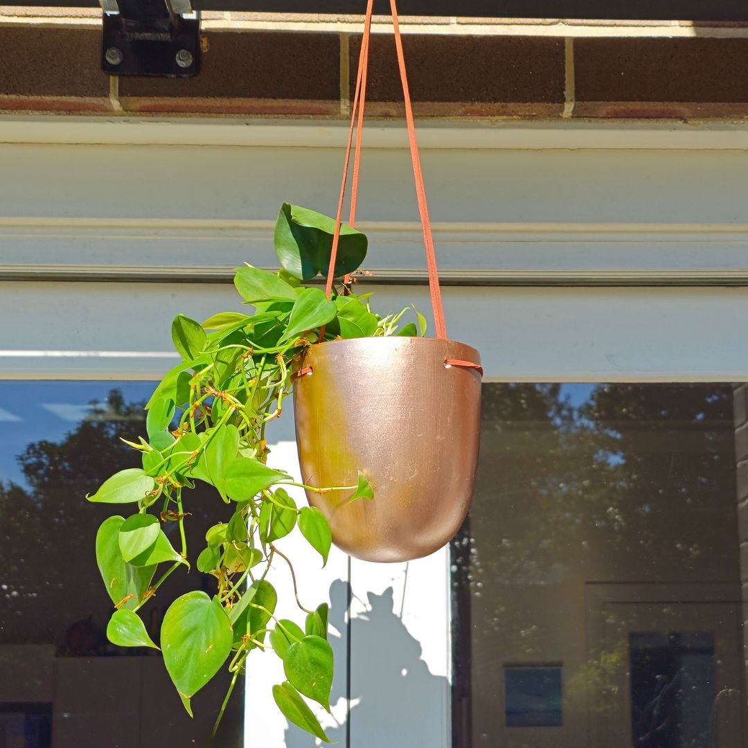 rose gold hanging planter Handcrafted Ceramic Rose Gold Hanging Planter – sillandsage