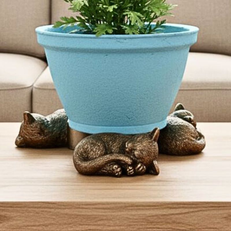 Cosy Napping Cat Pot Feet Set