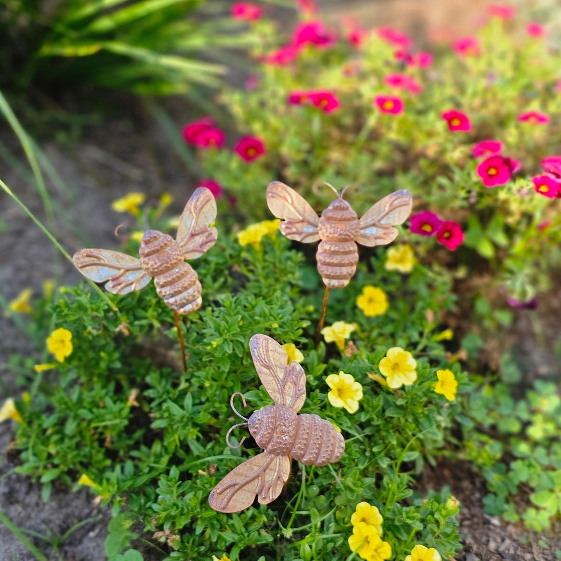 Bee Decorative Garden Stake Small