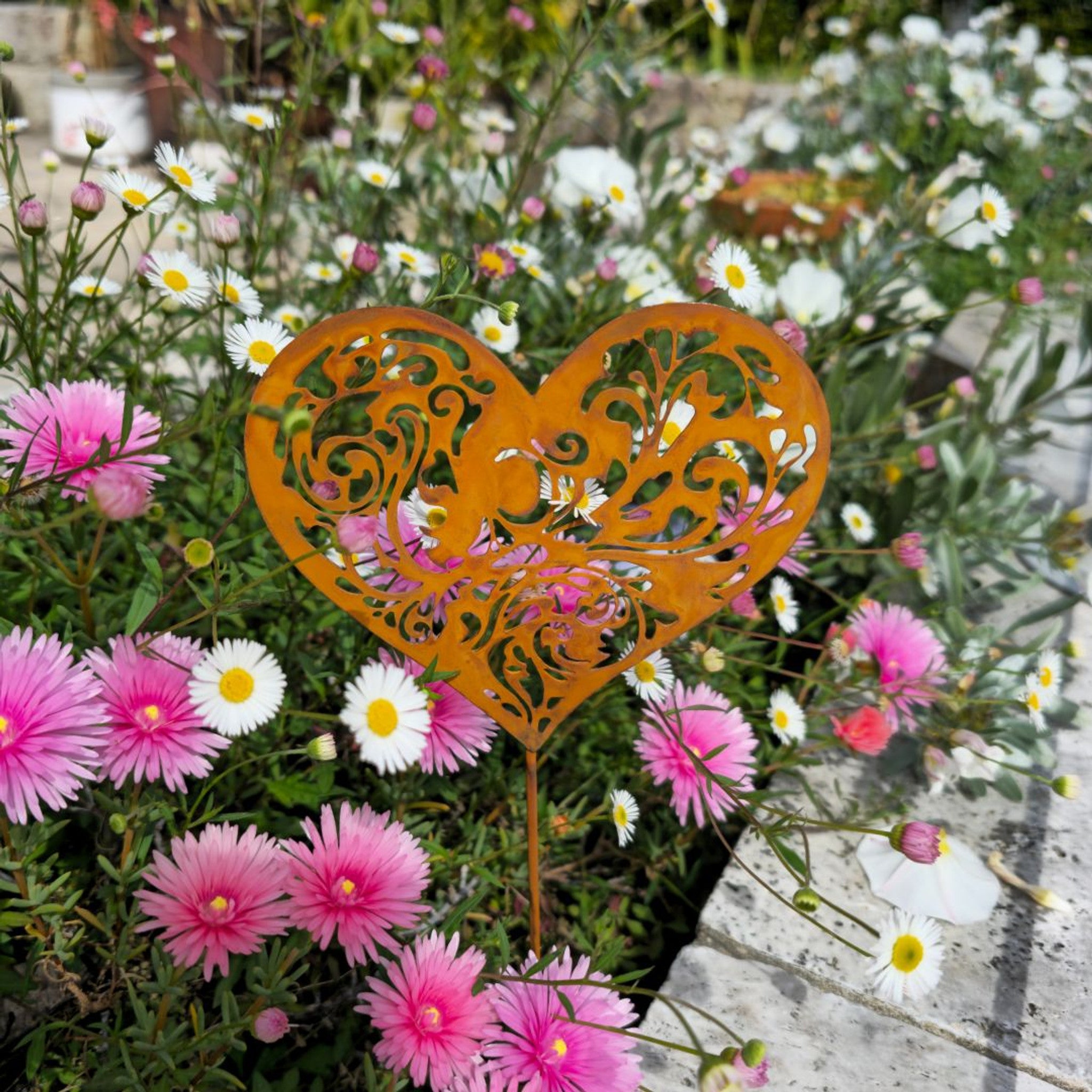 FLORAL HEART STAKE SMALL