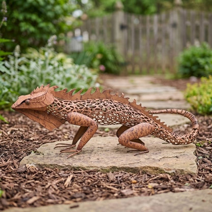 Rusty Lizard Metal Garden Sculpture
