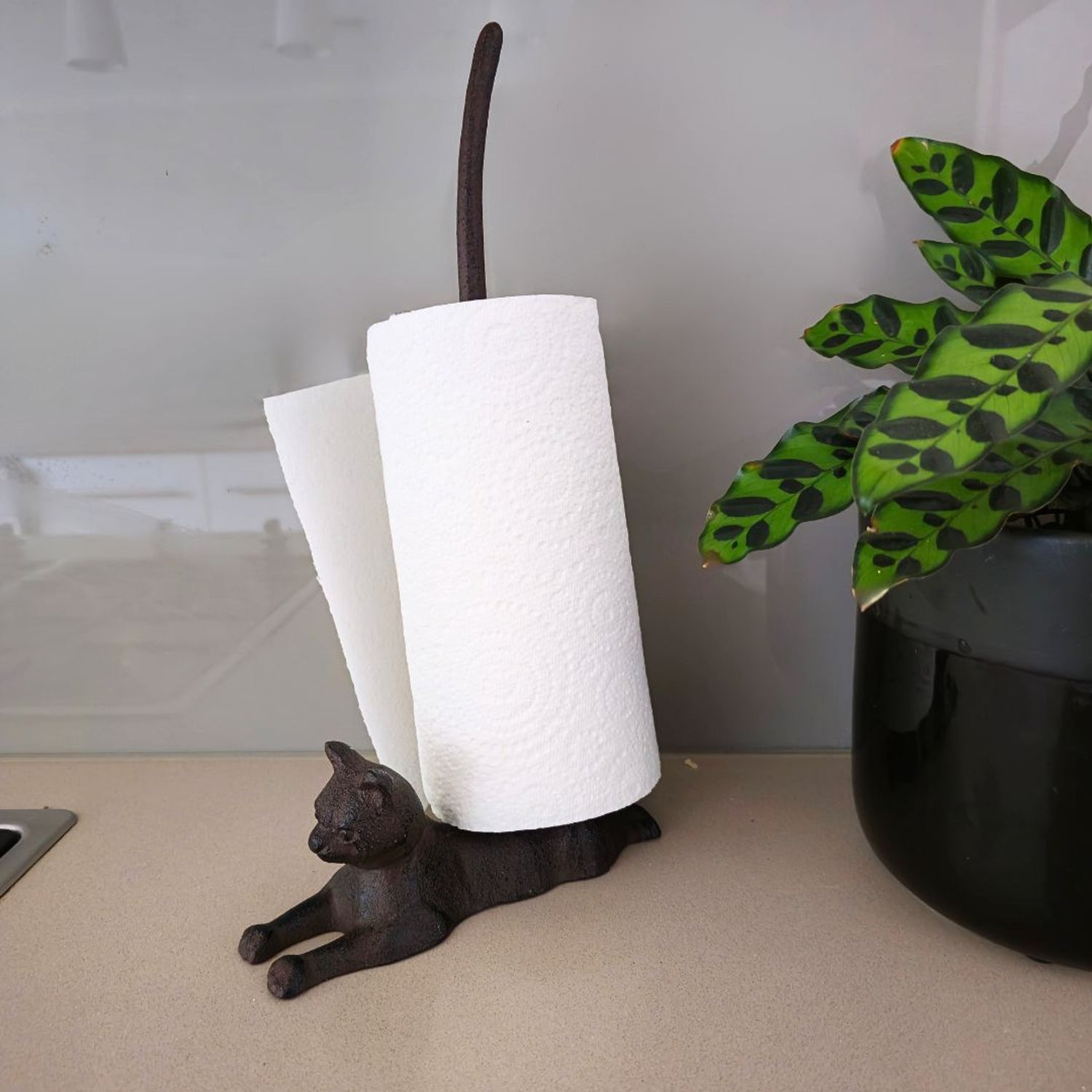 Cast iron cat paper towel holder