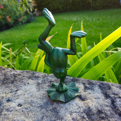 Cast iron handstand frog