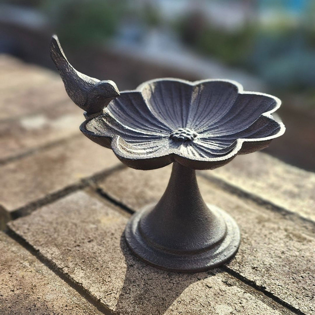 Flower Cast Iron Bird Feeder