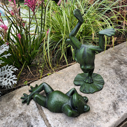 Cast iron sunning frog large