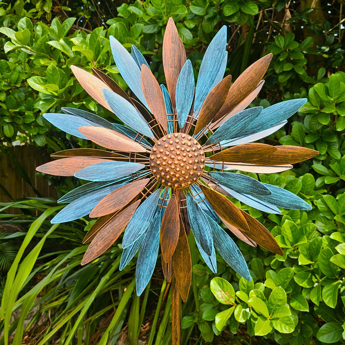 Seabreeze Daisy Garden Windspinner