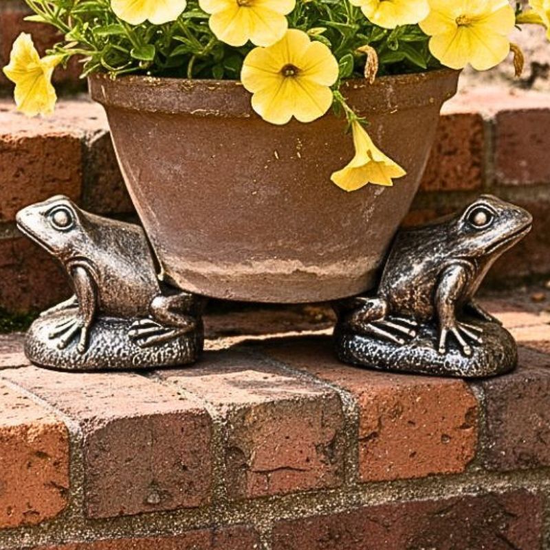 Leaping Frog Pot Feet Set