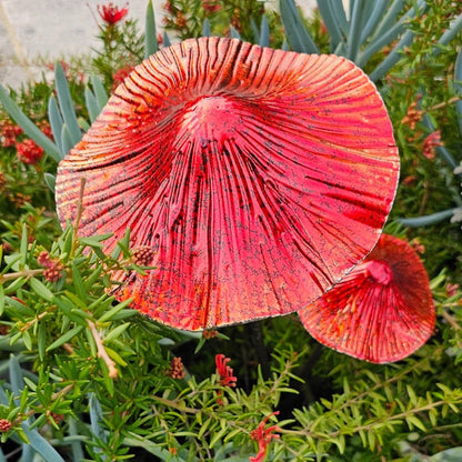 Double Mushroom Garden Stake - Red