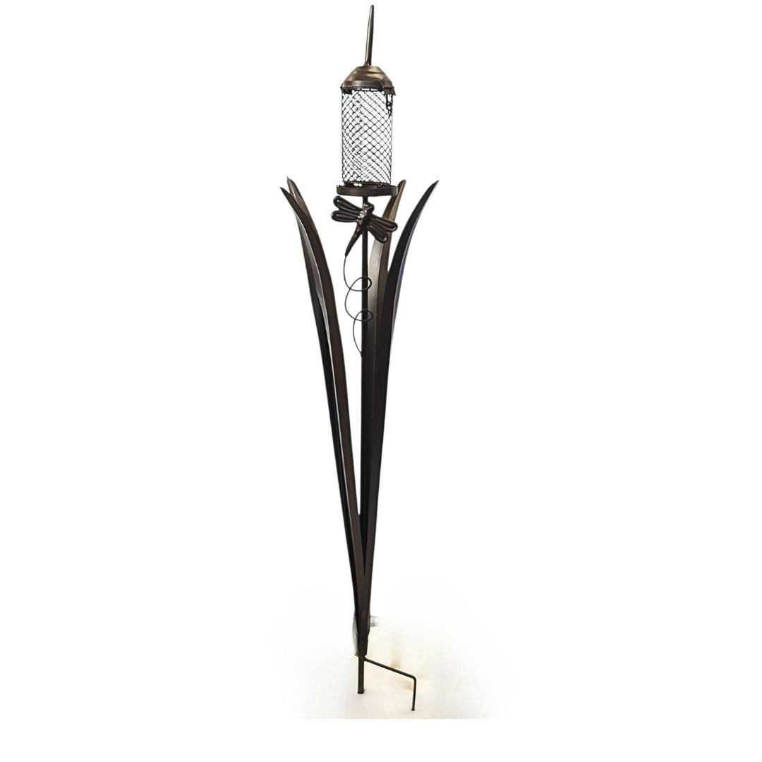 Rustic Bulrush Garden Bird Feeder