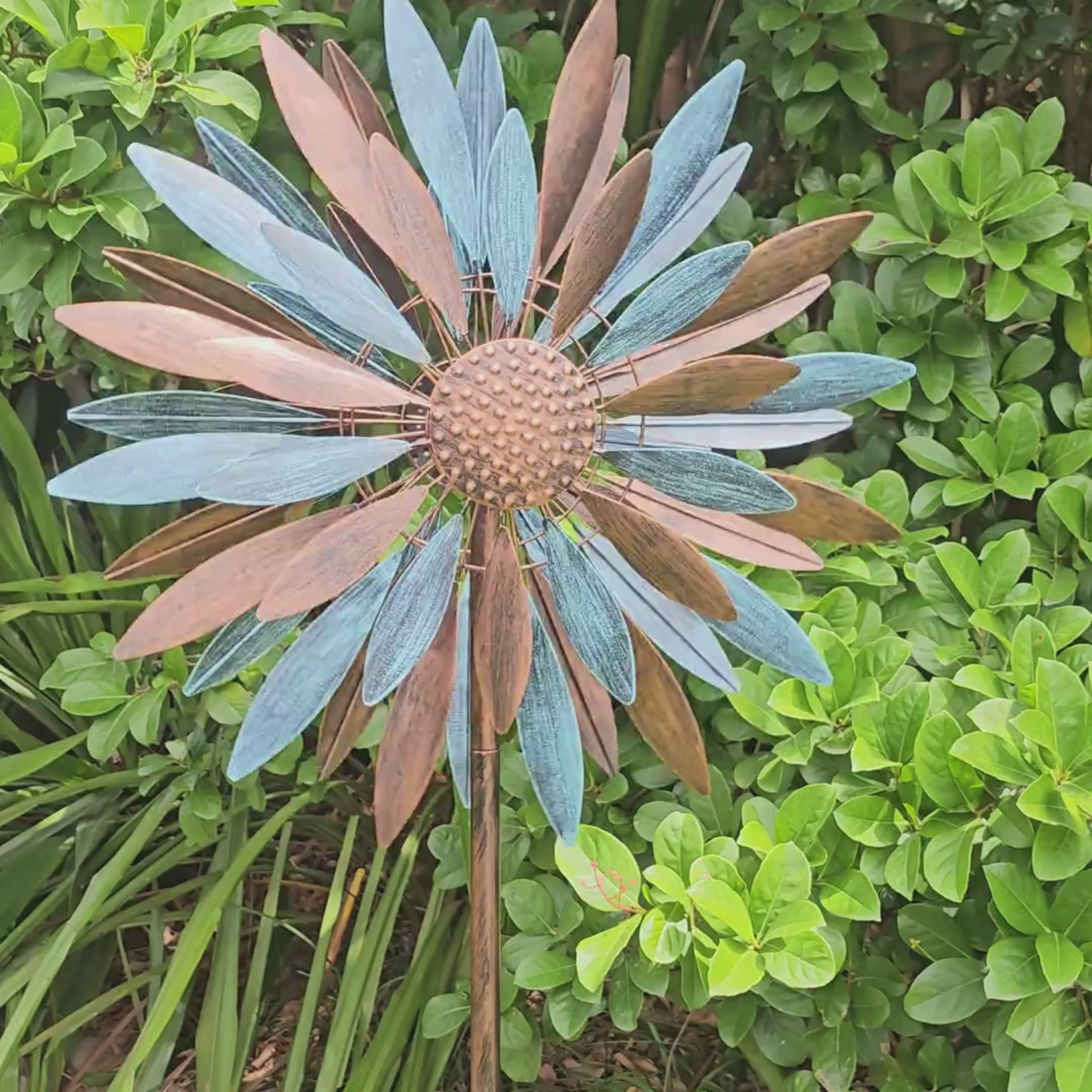 Seabreeze Daisy Garden Windspinner